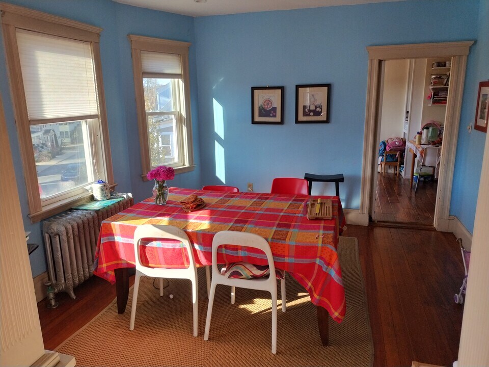 33 Pinehurst St, Unit 2 in Boston, MA - Building Photo