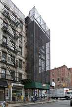 19 Kenmare St in New York, NY - Building Photo - Building Photo