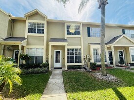 2843 Thaxton Dr in Palm Harbor, FL - Building Photo