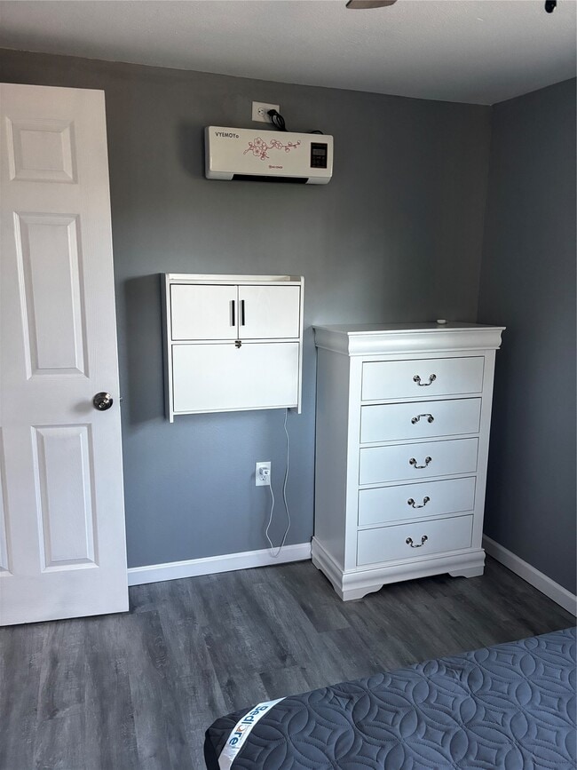 100B Ross St in Huntsville, TX - Building Photo - Building Photo