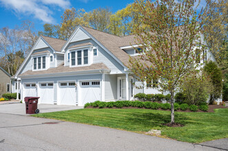 Duxbury Estates in Duxbury, MA - Building Photo - Primary Photo