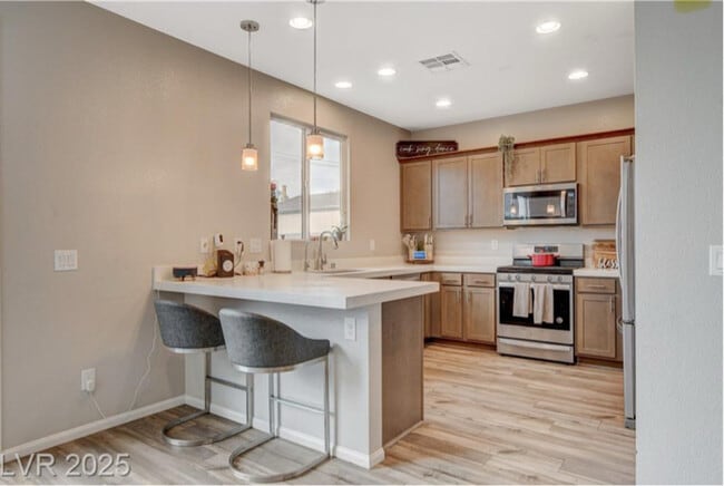 1014 Solemn Cactus Ave in North Las Vegas, NV - Building Photo - Building Photo