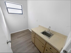 7846 Cayuga Dr in New Port Richey, FL - Foto de edificio - Building Photo