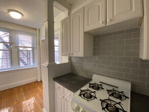 115-125 Jersey St, Unit 14 in Boston, MA - Building Photo - Building Photo