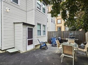 10 Riverdale St in Boston, MA - Building Photo - Building Photo