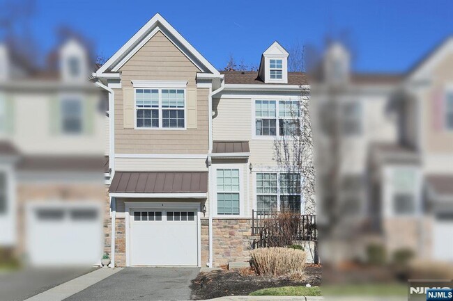 property at 4 Masterson Ct