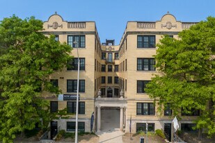 Sheridan Court in Detroit, MI - Building Photo