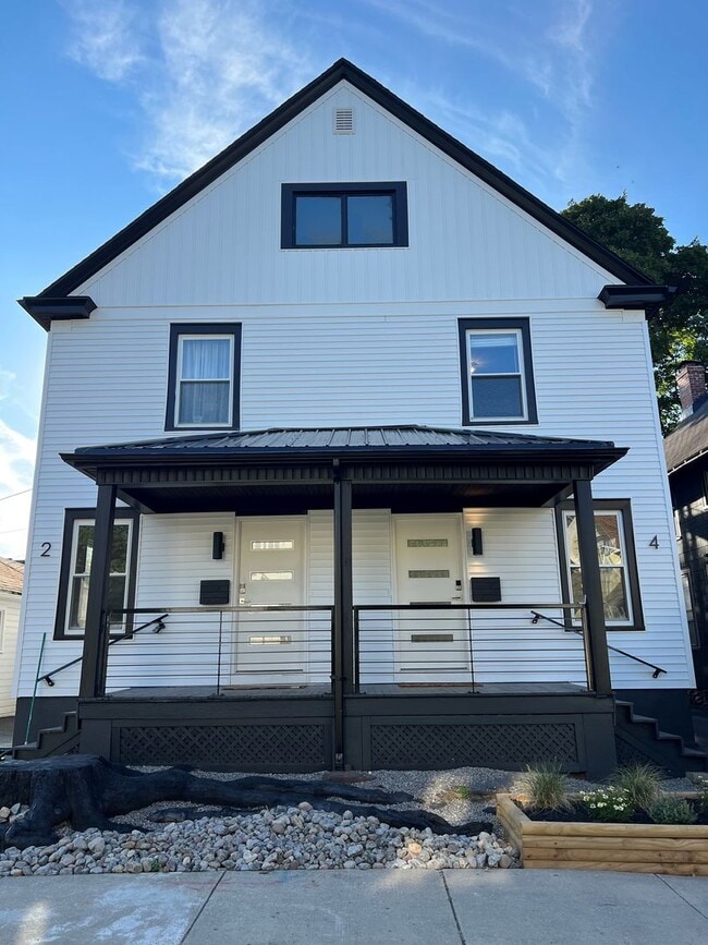2 Alvin Pl in Rochester, NY - Building Photo - Building Photo
