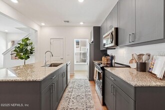 3730 Dupont Ave in Jacksonville, FL - Building Photo - Building Photo