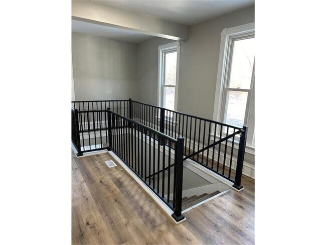 1023 17th Ave SE in Minneapolis, MN - Building Photo - Building Photo
