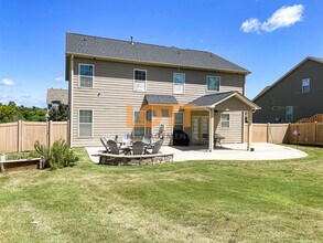 658 Diamond Ridge Way in Duncan, SC - Foto de edificio - Building Photo