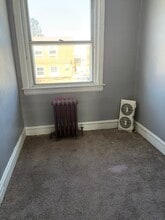 7159 Radbourne Rd in Upper Darby, PA - Foto de edificio - Building Photo