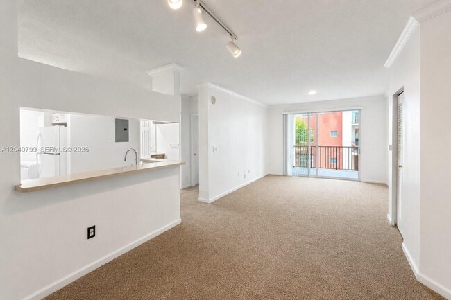 property at 17150 N Bay Rd