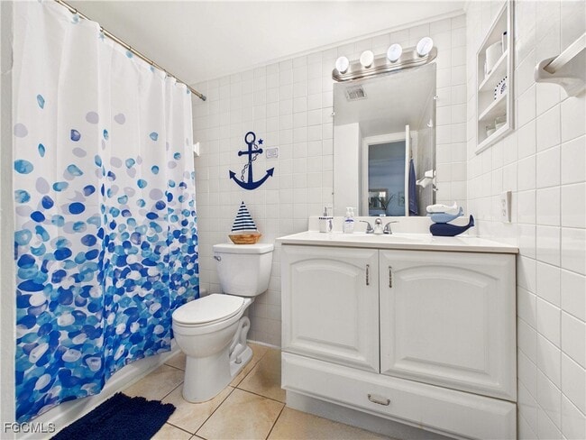 property at 232 Palm Dr