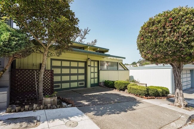 172 Amber Dr in San Francisco, CA - Building Photo - Building Photo
