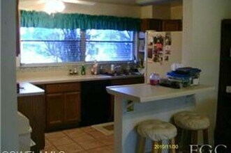 733 Sesame Ct in Cape Coral, FL - Building Photo - Building Photo