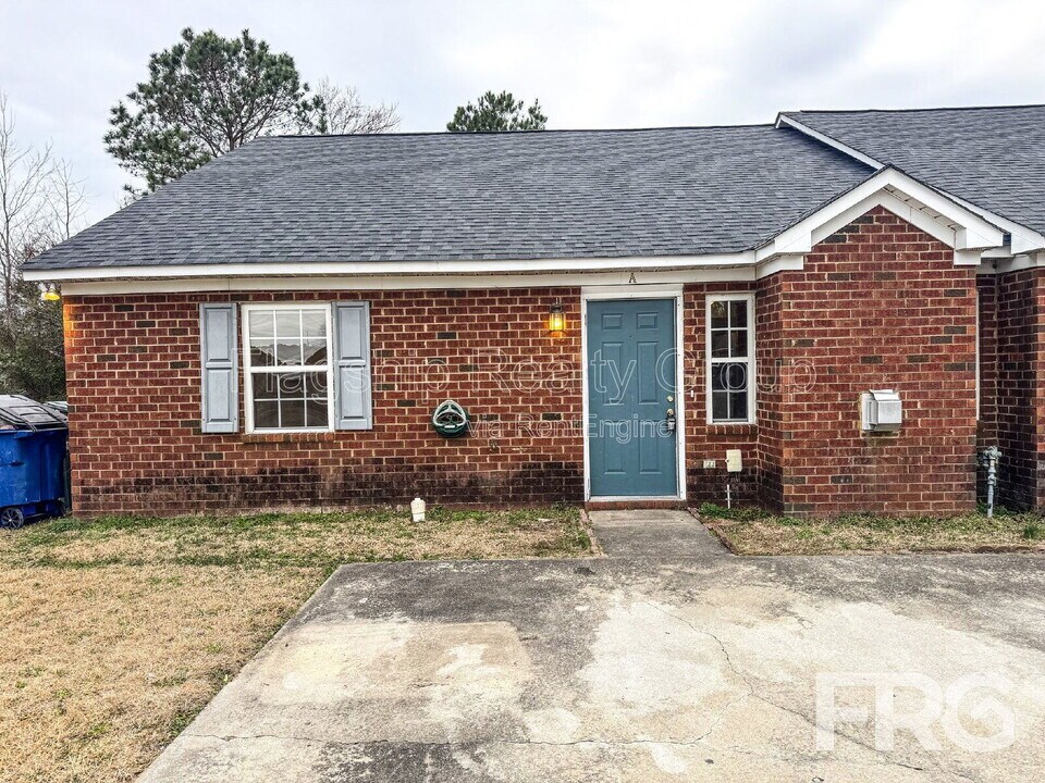 3313 Parkway Ct in Greenville, NC - Building Photo