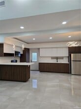 10 Providence Ave in McAllen, TX - Building Photo - Building Photo