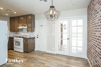 227 Autumn Ct in Henderson, NV - Building Photo - Building Photo