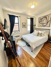 886 10th Ave in New York, NY - Building Photo - Building Photo