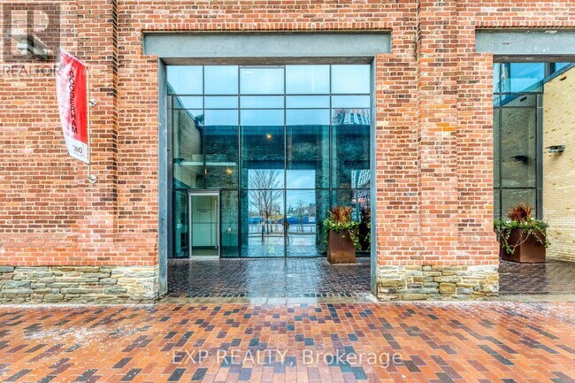 390 Cherry St in Toronto, ON - Building Photo - Building Photo