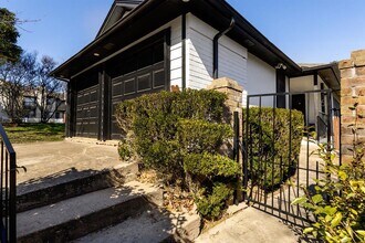 5400 Alexis Cove in Austin, TX - Building Photo - Building Photo