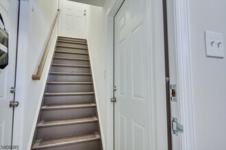 432 Rosetta Pl in Union, NJ - Building Photo - Building Photo