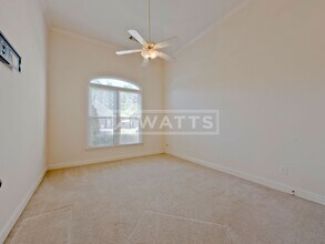 1015 Riverchase Cove in Birmingham, AL - Building Photo - Building Photo