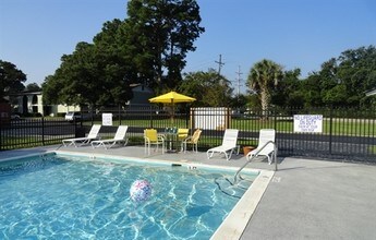 The Anchorage in Mount Pleasant, SC - Building Photo - Building Photo