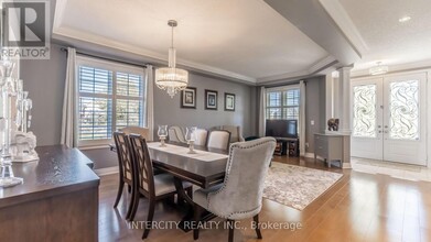 58 Bansbury Cir in Brampton, ON - Building Photo - Building Photo