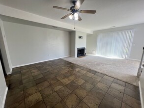 831 Summertree Dr in West Bountiful, UT - Foto de edificio - Building Photo