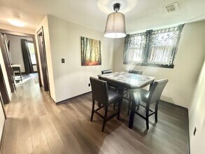 524 S Fannin Ave, Unit 2 in Tyler, TX - Foto de edificio - Building Photo