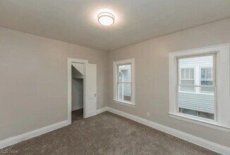 3318 W 94th St in Cleveland, OH - Building Photo - Building Photo