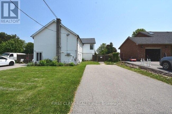 75 Bradshaw St in Bowmanville, ON - Building Photo - Building Photo
