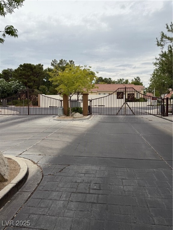 9728 Trail Rider Dr in Las Vegas, NV - Building Photo - Building Photo