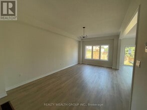 26 Tumblewood Pl in Welland, ON - Building Photo - Building Photo