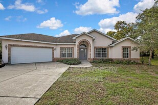 12052 Jade Ave in Spring Hill, FL - Building Photo