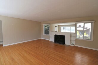 3554 NE 92nd St in Seattle, WA - Building Photo - Building Photo