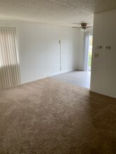 906 Channing Way, Unit D in Berkeley, CA - Foto de edificio - Building Photo