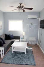 820 S Junett St, Unit 2 in Tacoma, WA - Building Photo - Building Photo