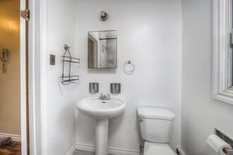 75 Highland Rd E in Kitchener, ON - Building Photo - Building Photo