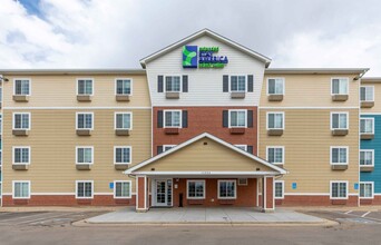 Furnished Studio in Firestone, CO - Foto de edificio - Building Photo