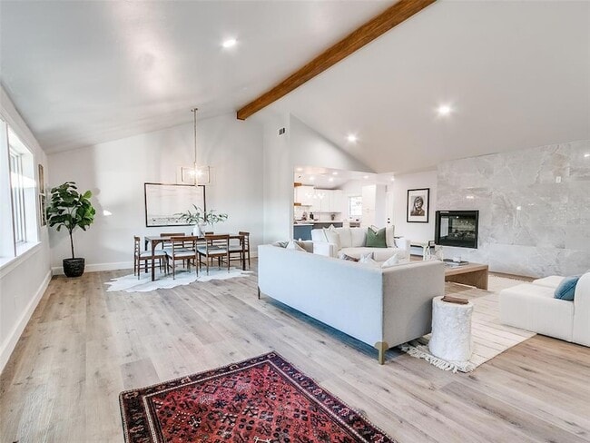 2101 NW 60th St in Oklahoma City, OK - Building Photo - Building Photo