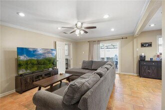 4920 Robin Hood Dr in New Orleans, LA - Building Photo - Building Photo
