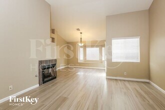 3312 Hyannis Cir in Las Vegas, NV - Building Photo - Building Photo
