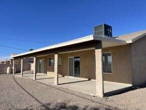 3639 Tarpon Dr in Lake Havasu City, AZ - Building Photo - Building Photo