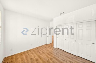 3715 Hedge Ln in Camarillo, CA - Building Photo - Building Photo