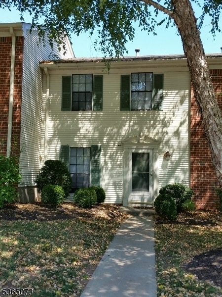 property at 69 Woodward Ln