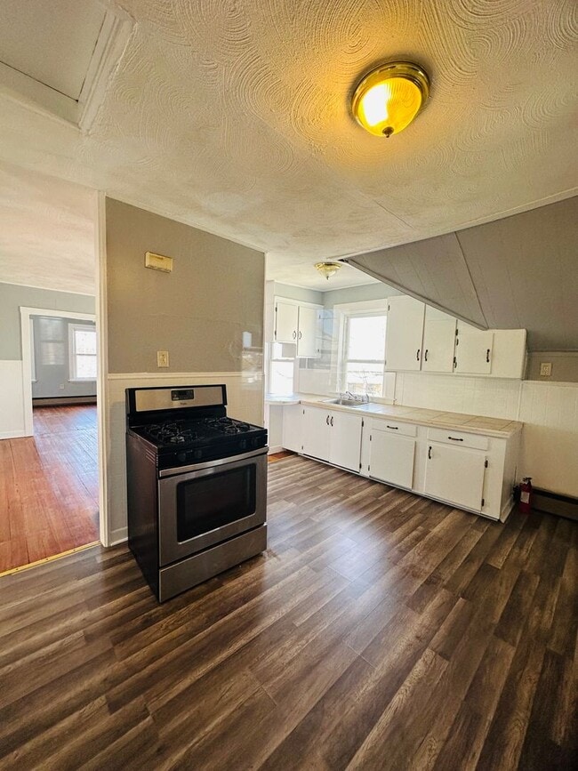 2 Bernon St in Providence, RI - Building Photo - Building Photo