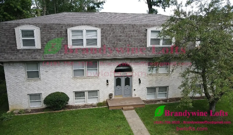 1386 Robinhood Ln in Mansfield, OH - Building Photo
